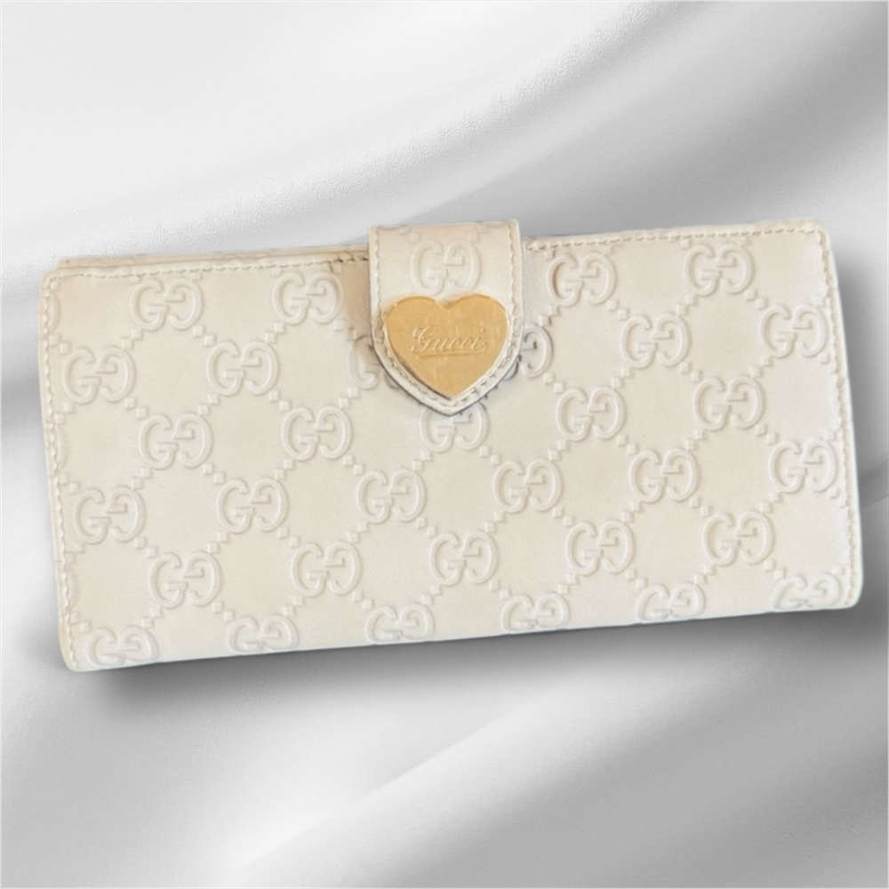 Gucci Cream Embossed Wallet with Gold Heart Accent AUTHENTIC